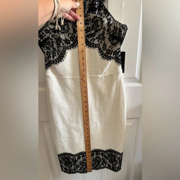 NWT! GUESS White MIDI Dress Black Elegant Dainty Eyelash Lace V Back Lined MED - Picture 14 of 15